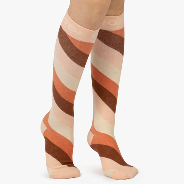 //in.drwoofapparel.com/cdn/shopifycloud/storefront/assets/no-image-2048-a2addb12_grande.gif