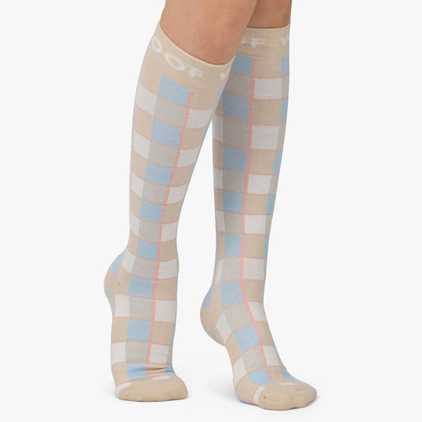 //in.drwoofapparel.com/cdn/shopifycloud/storefront/assets/no-image-2048-a2addb12_grande.gif